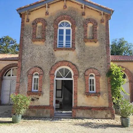 Chateau Du Parc Soubise En Vendee * Mouchamps
