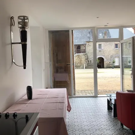 Chateau Du Parc Soubise En Vendee *