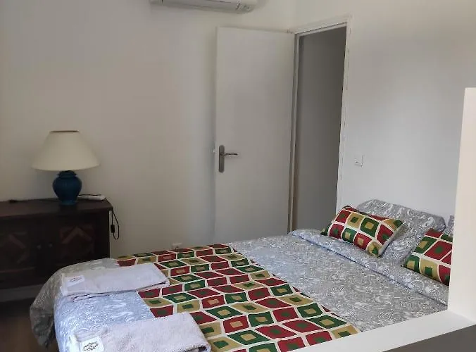 Château Du Parc Soubise En Vendée * Mouchamps